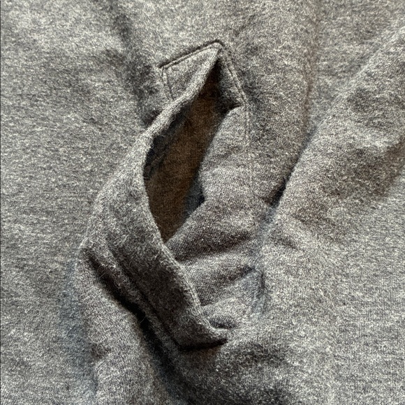 Torrid Lovesick Charcoal Gray Fleece Jacket Size 2 Skulls Bolts Full Zip - Picture 7 of 11